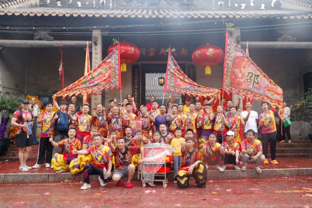 换个视觉看火出圈的佛山龙舟赛